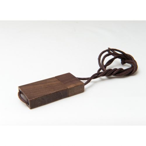 Wooden USB with cord - Image 3